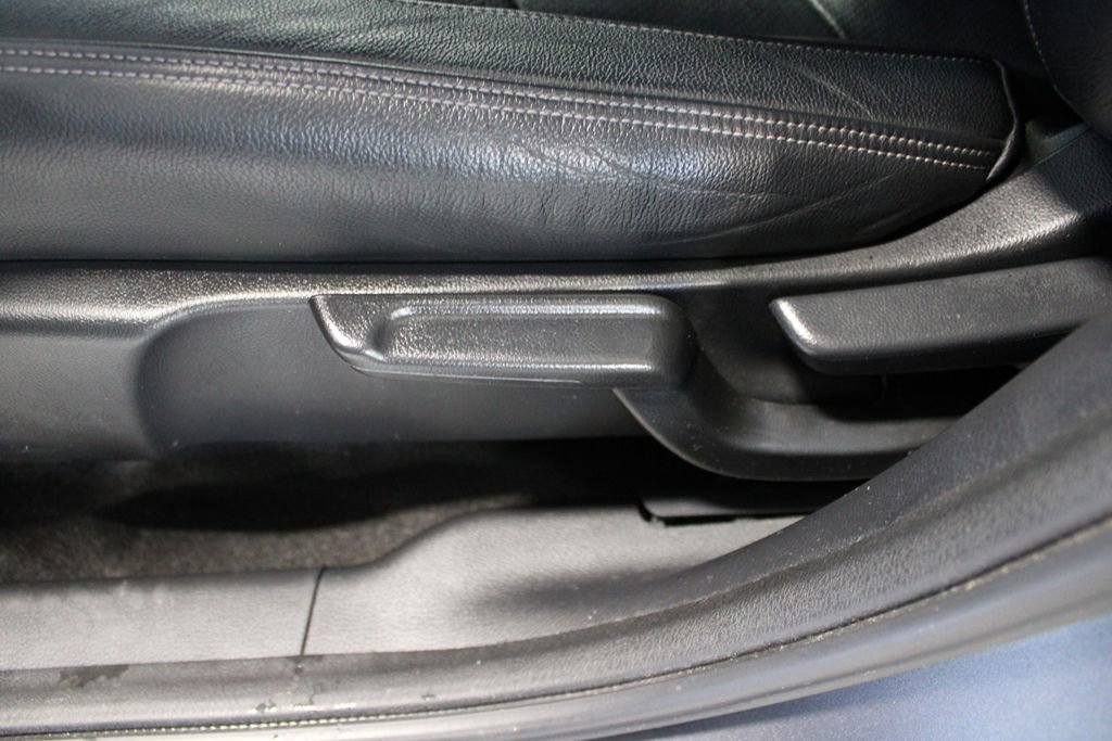 Used 2022 Honda HR-V EX-L image 10
