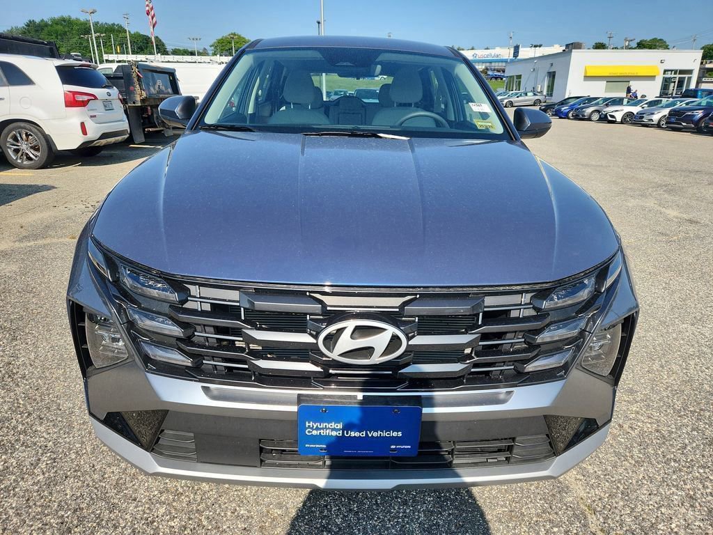 Used 2025 Hyundai Tucson SE image 2