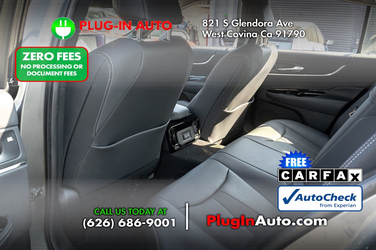 Used 2023 Toyota Mirai w/ Advanced Technology Package RWD image 9