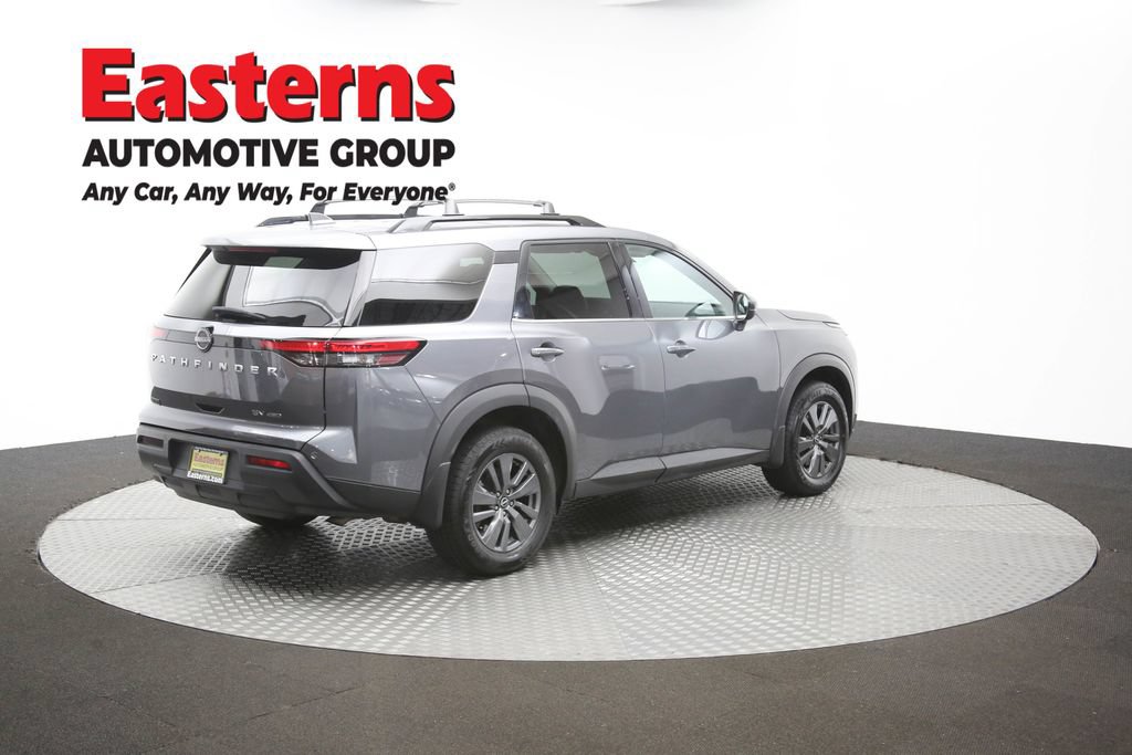 Used 2024 Nissan Pathfinder SV AWD/4WD image 39