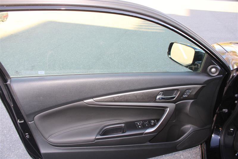 Used 2017 Honda Accord EX-L image 9