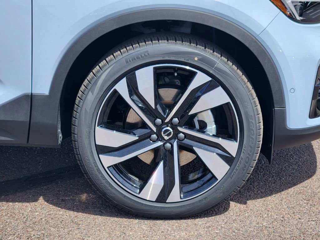 New 2026 Volvo XC40 B5 Ultra w/ Climate Package AWD/4WD image 30