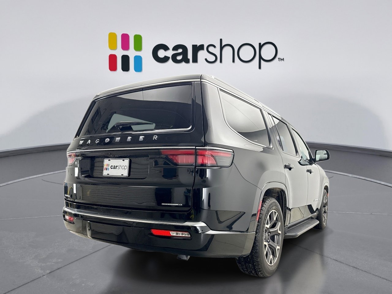 Used 2023 Jeep Wagoneer Series III w/ Preferred Equipment Group image 5