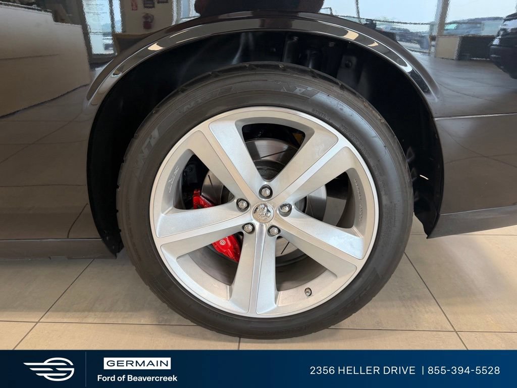 Used 2009 Dodge Challenger SRT8 RWD image 11