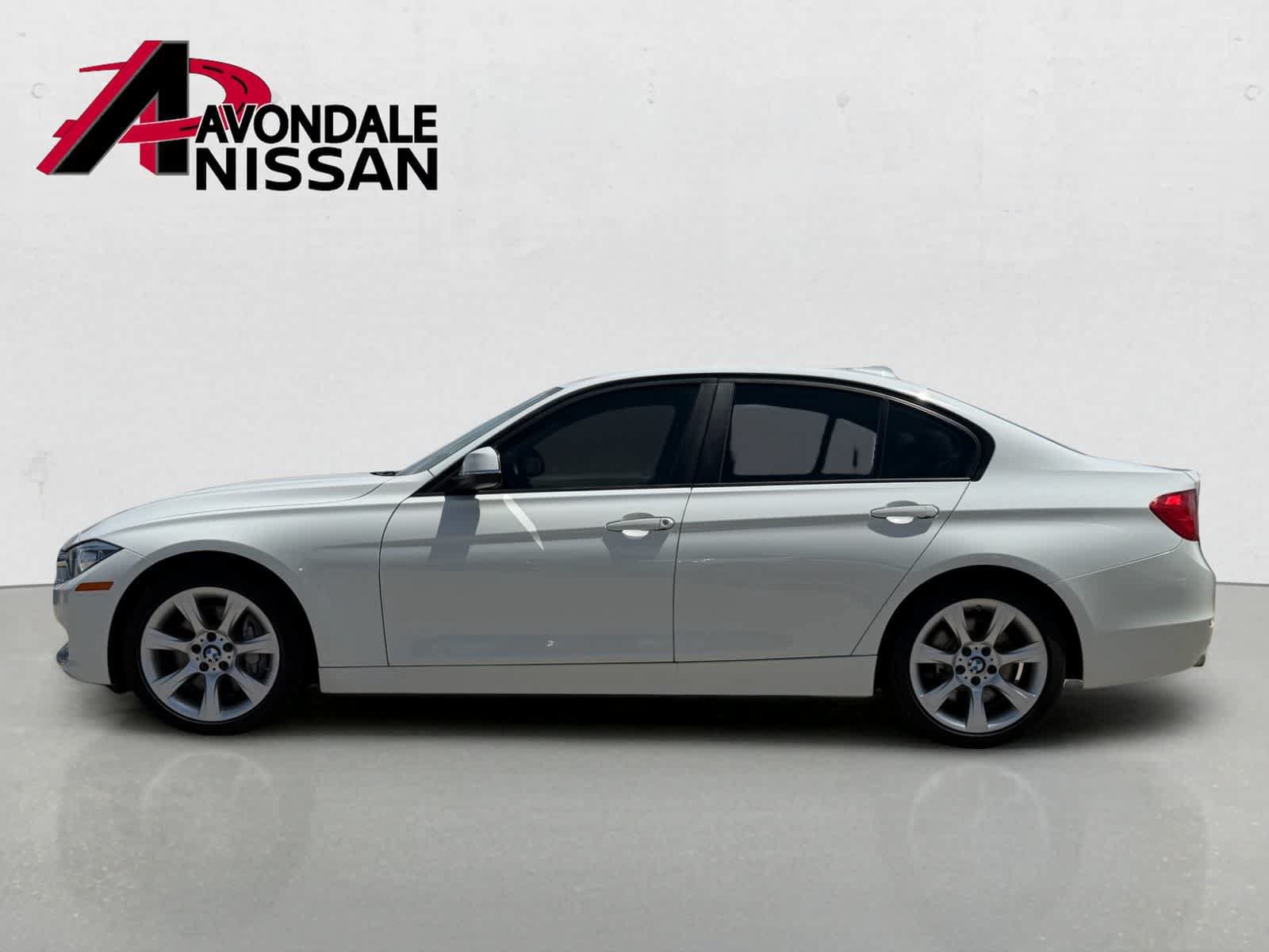 Used 2013 BMW 335i xDrive Sedan AWD/4WD image 3