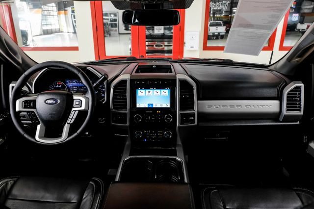Used 2019 Ford F250 Lariat w/ Lariat Ultimate Package AWD/4WD image 16