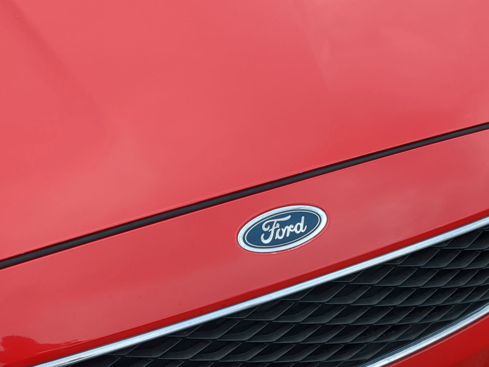 Used 2015 Ford Focus SE w/ Reverse Sensing Package image 14