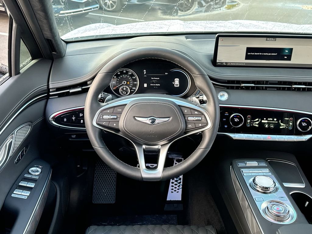 Used 2025 Genesis GV70 3.5T Sport w/ Sport Advanced Package image 17