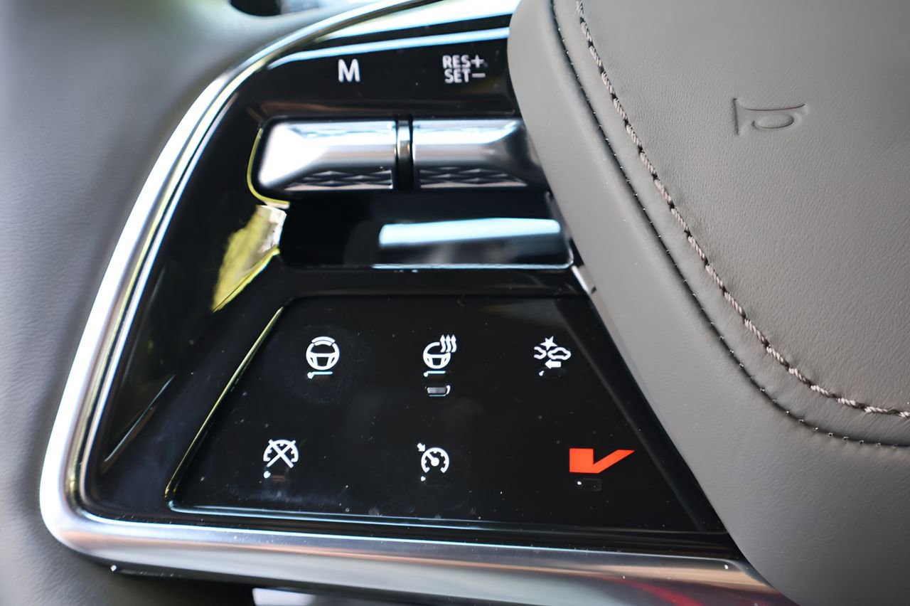 Certified 2026 Cadillac Escalade V w/ LPO, ONYX Package image 29