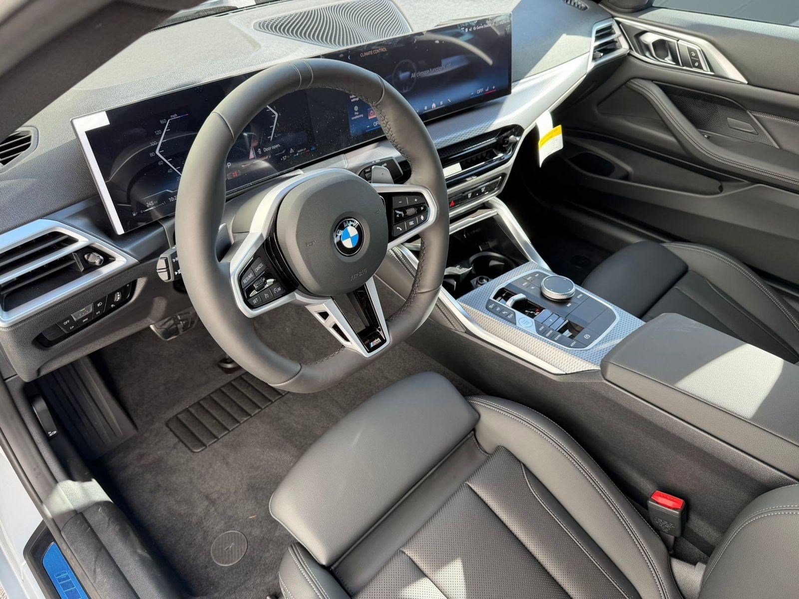 Used 2026 BMW 430i Coupe w/ M Sport Package RWD image 4