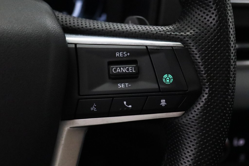 Used 2024 Mitsubishi Outlander SE AWD/4WD image 19