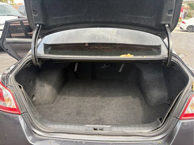 Used 2013 Nissan Altima 2.5 SV FWD image 15