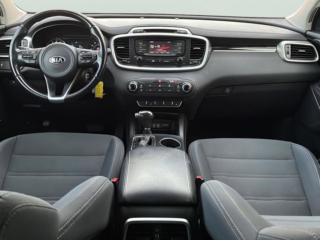 Used 2016 Kia Sorento LX w/ LX Convenience Package AWD/4WD image 18