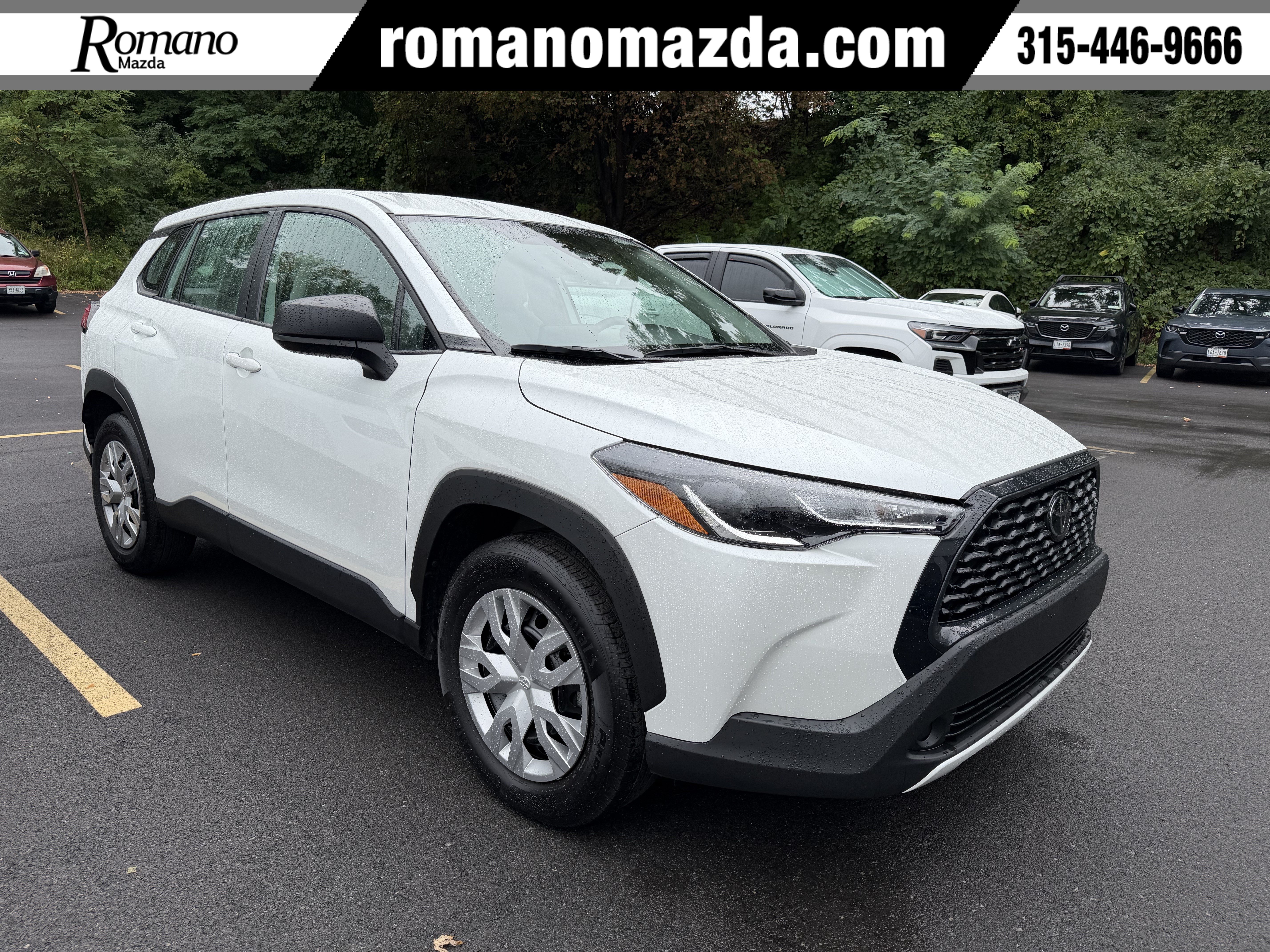 Used 2025 Toyota Corolla Cross L AWD/4WD image 1