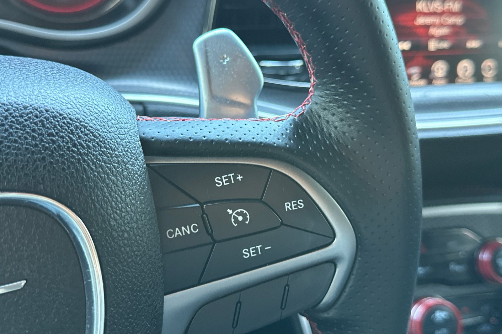 Used 2016 Dodge Challenger SRT Hellcat RWD image 37
