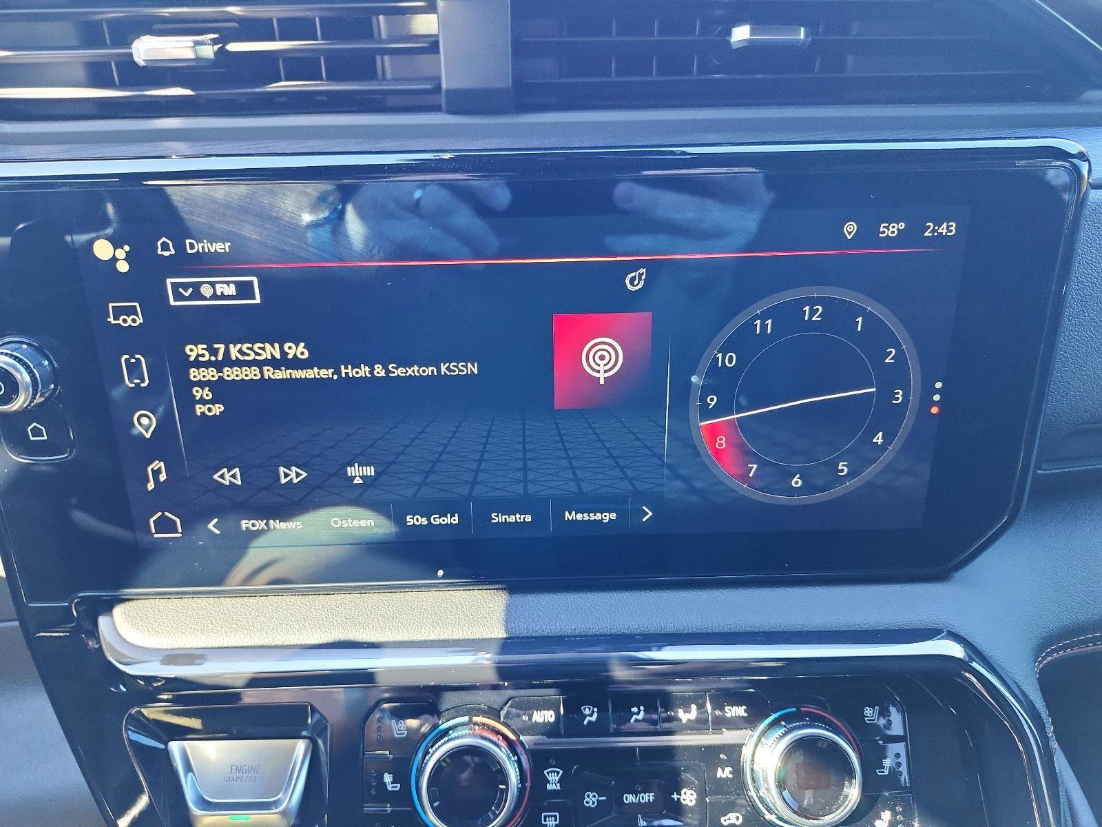 Used 2024 GMC Sierra 1500 AT4 w/ Technology Package image 16