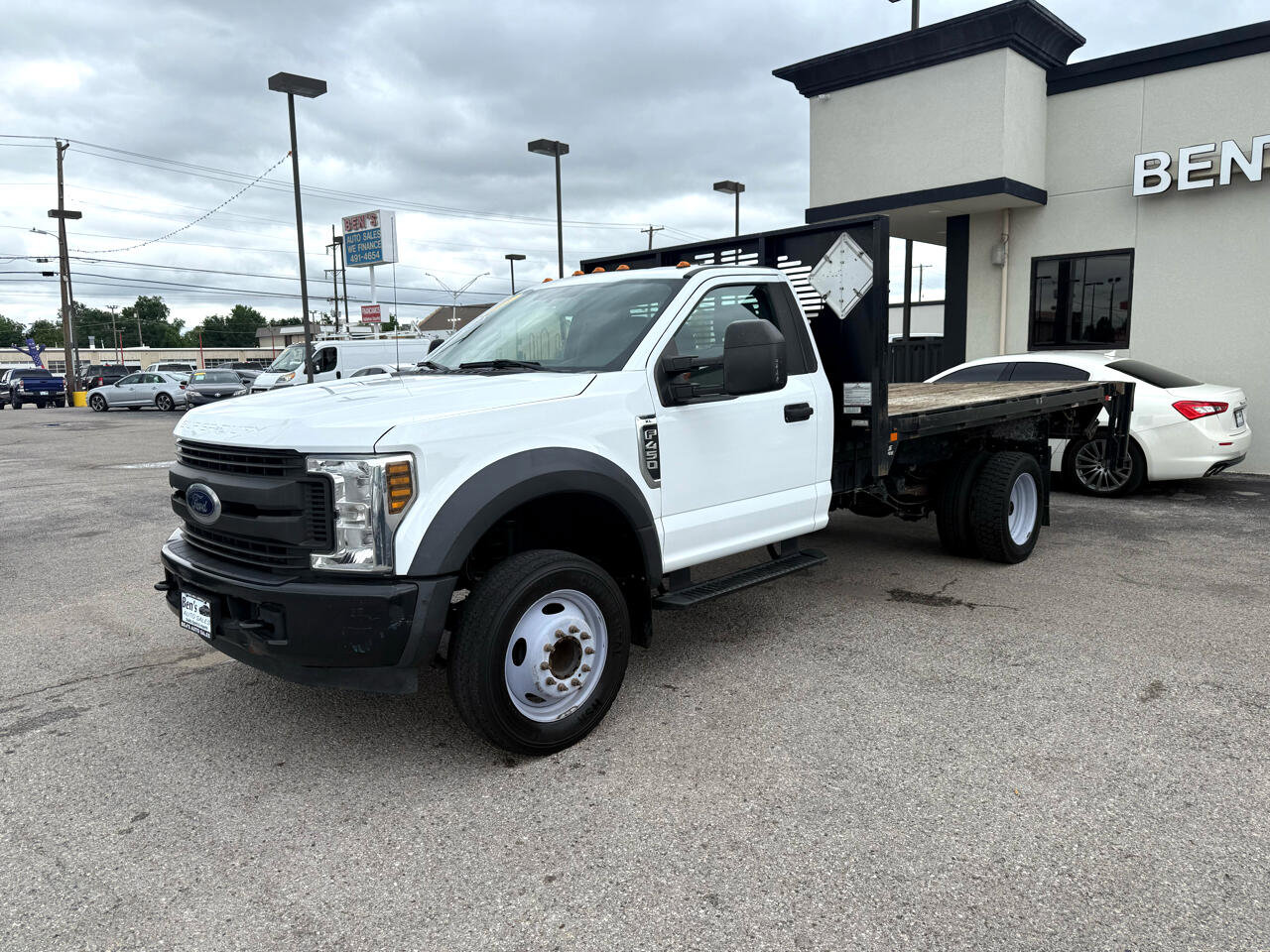 Used 2019 Ford F450 XL image 2