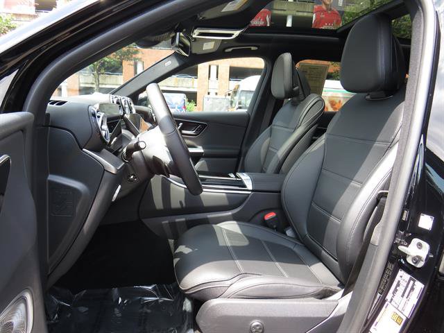 Used 2026 Mercedes-Benz GLC 300 4MATIC image 20