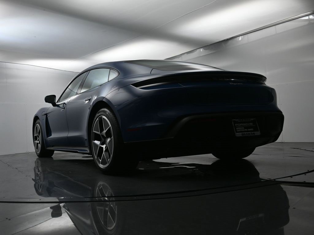 Used 2025 Porsche Taycan image 50