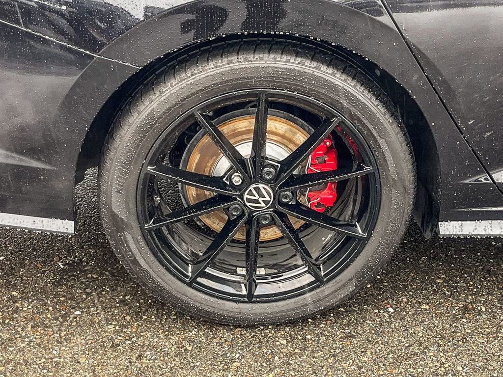 Used 2025 Volkswagen Jetta GLI Autobahn image 14