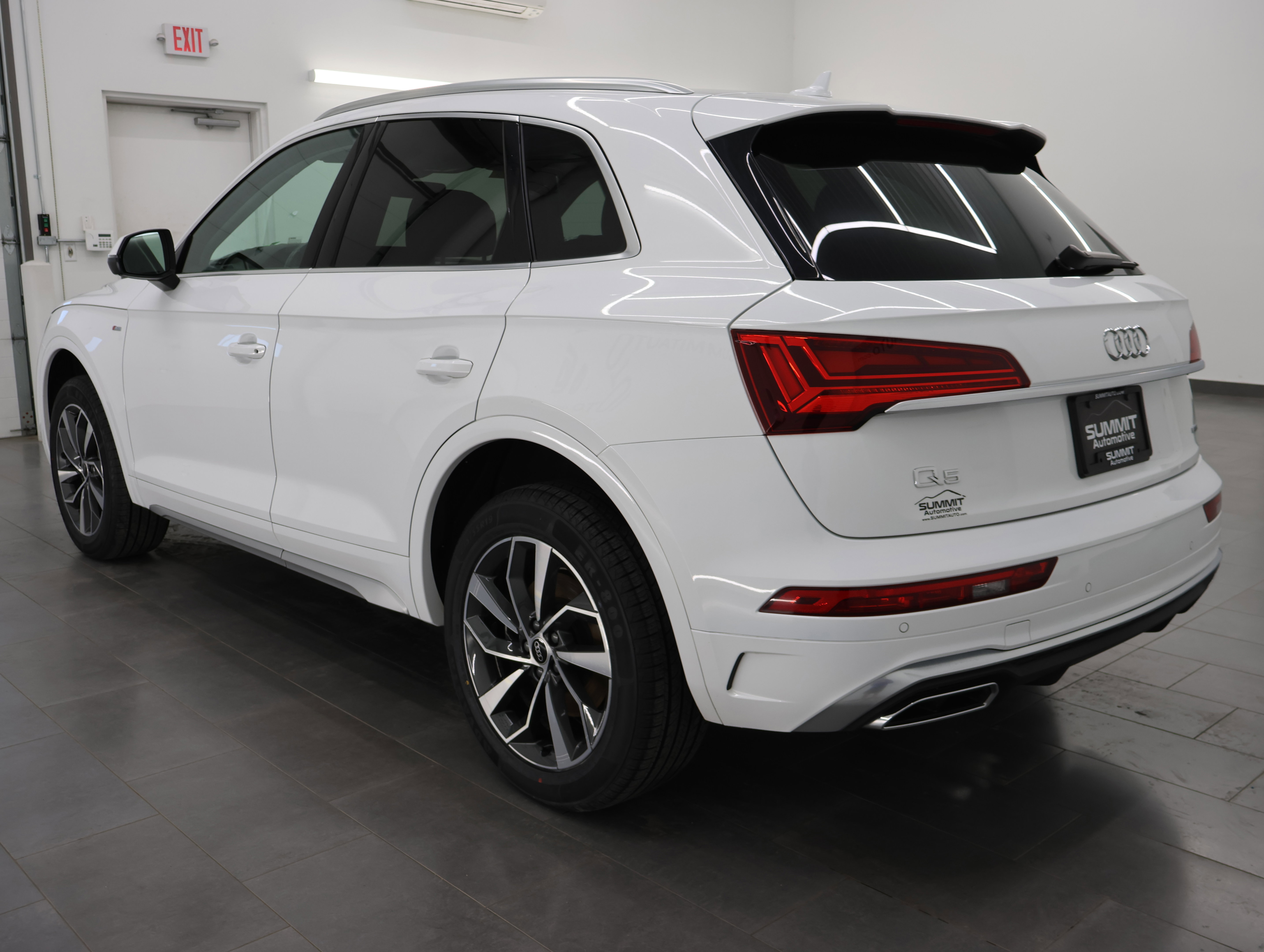 Used 2024 Audi Q5 2.0T Premium Plus AWD/4WD image 6