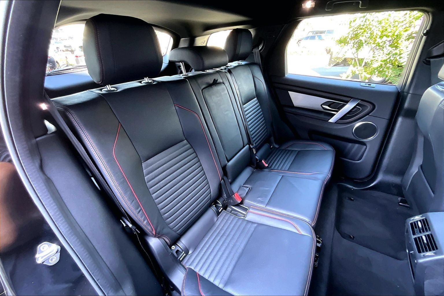 Used 2022 Land Rover Discovery Sport S R-Dynamic AWD/4WD image 27
