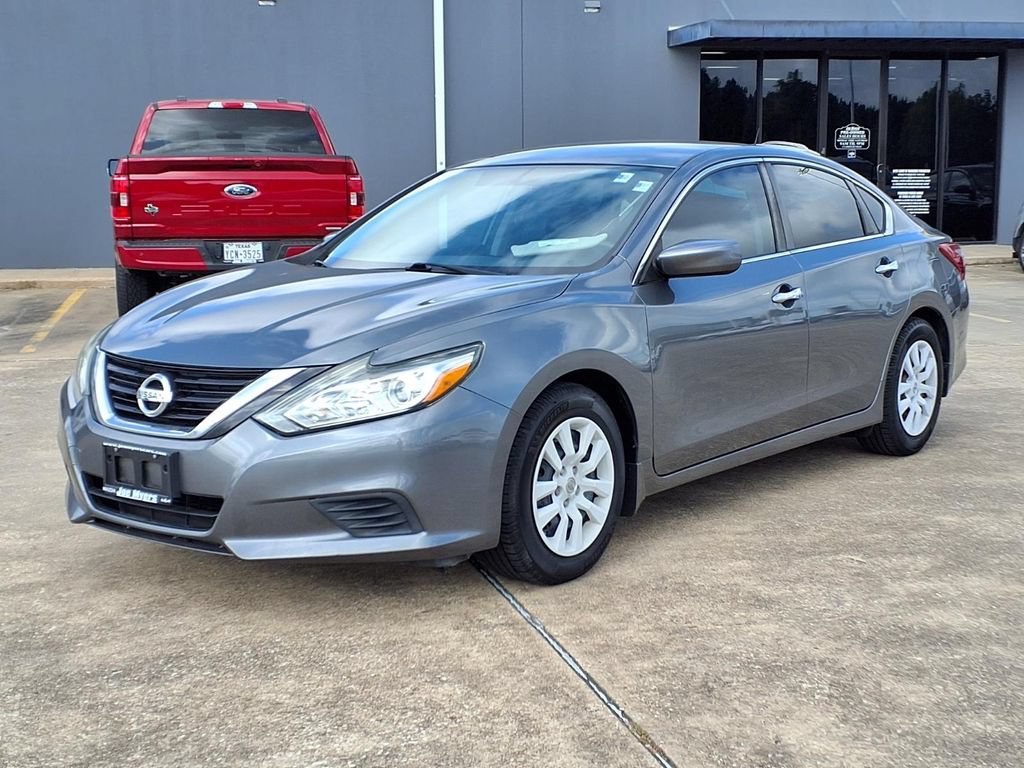 Used 2018 Nissan Altima 2.5 S w/ S Convenience Package FWD image 3