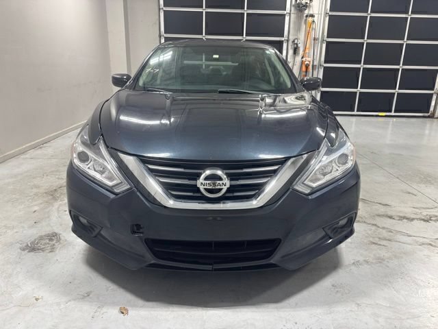 Used 2017 Nissan Altima 2.5 SV FWD image 3