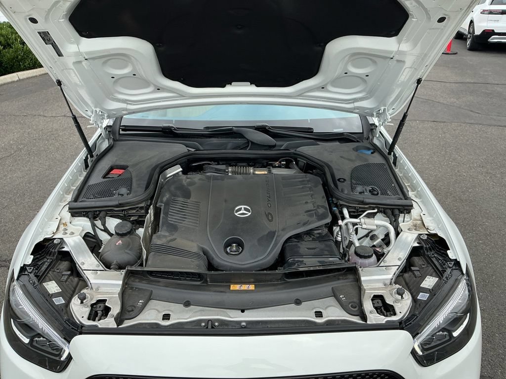 Used 2023 Mercedes-Benz E 450 4MATIC Cabriolet image 34