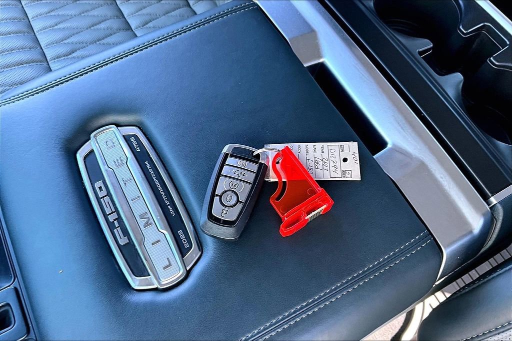 Used 2023 Ford F150 Limited image 34