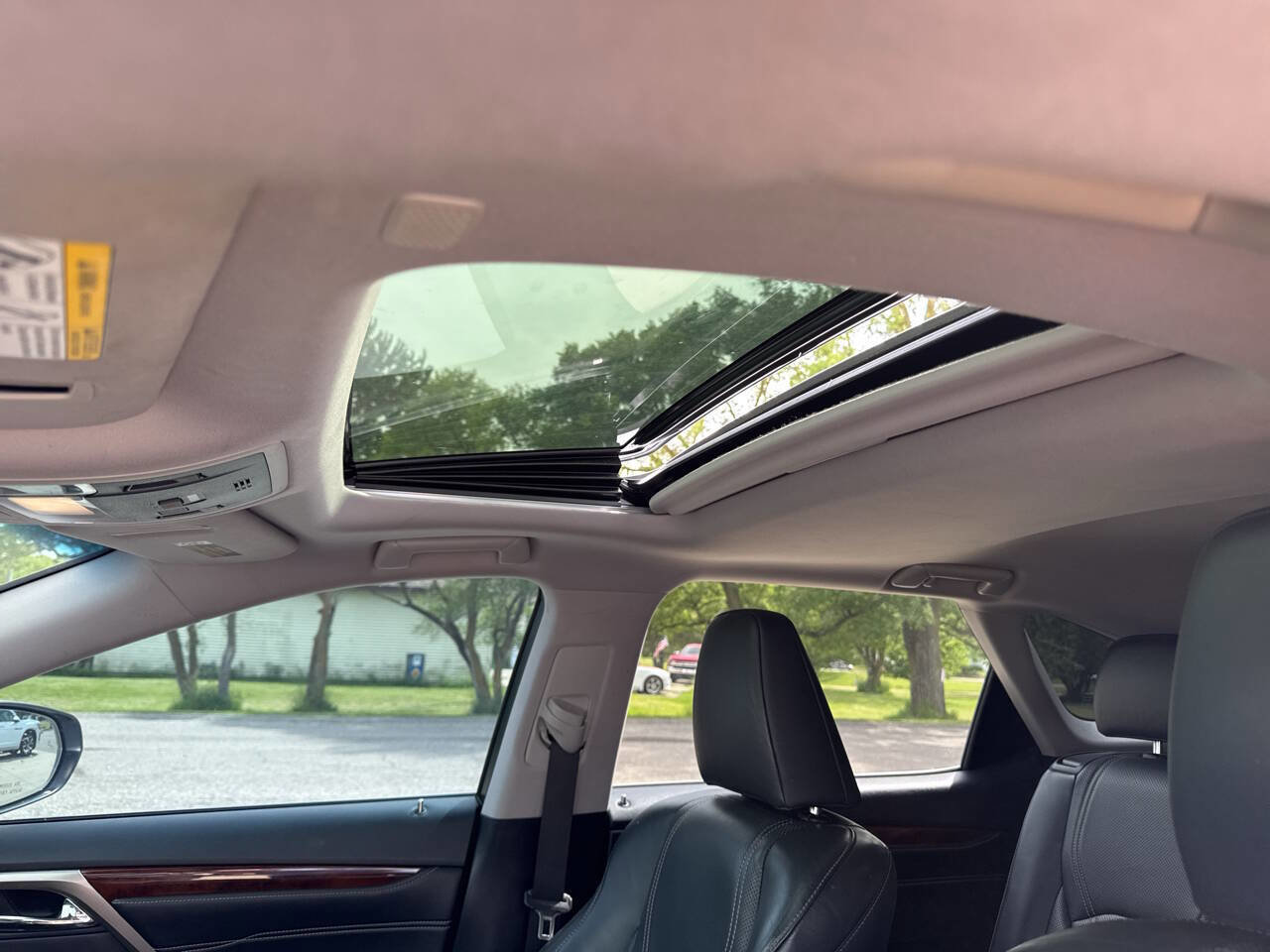 Used 2019 Lexus RX 450hL Premium w/ Premium Package AWD/4WD image 10