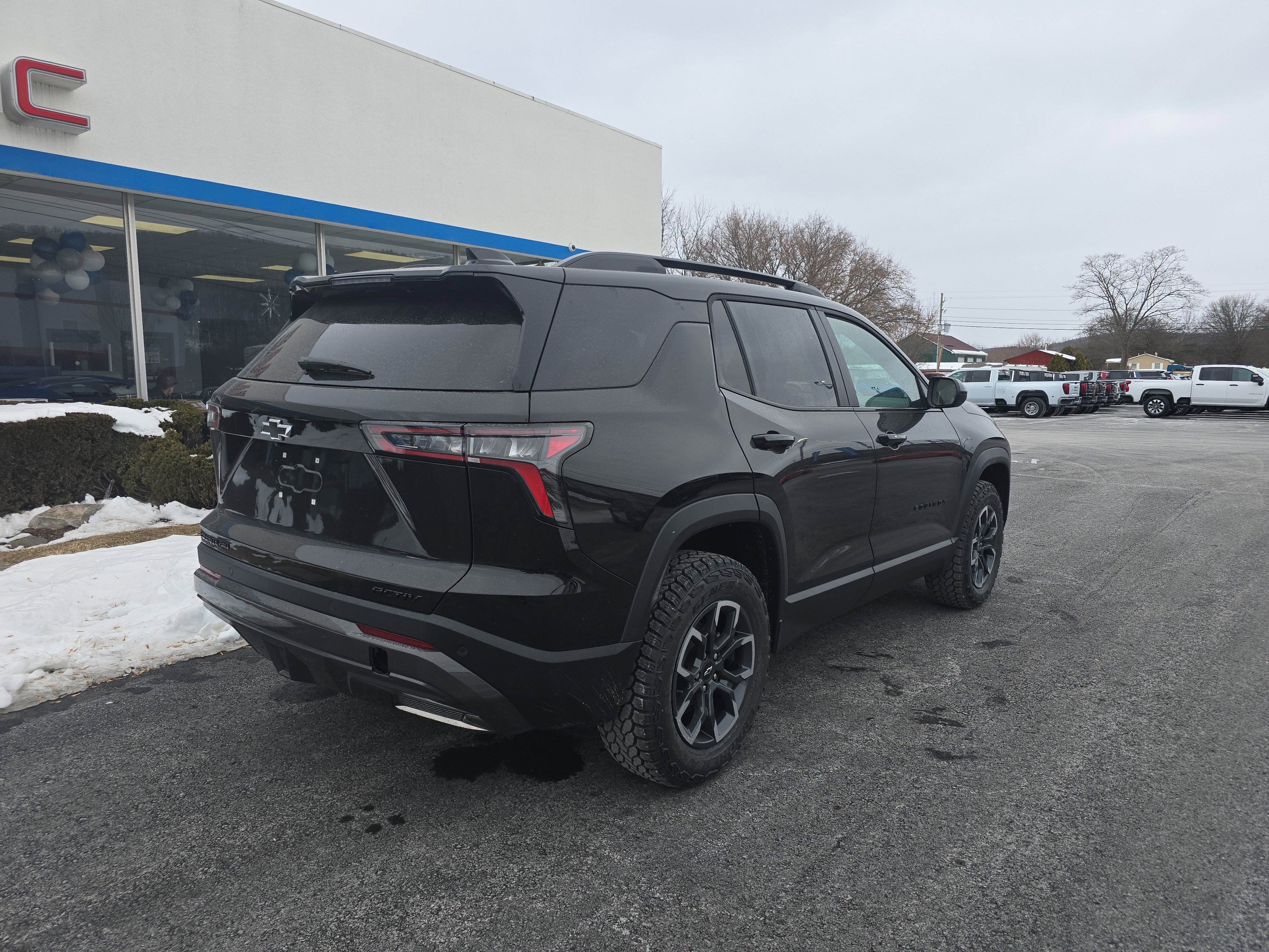 New 2026 Chevrolet Equinox ACTIV w/ LPO, Floor Liner Package image 3
