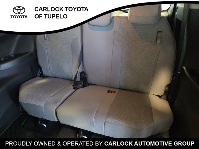 Used 2026 Toyota Sienna LE FWD image 18