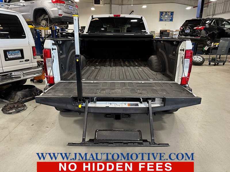 Used 2017 Ford F450 XLT image 12