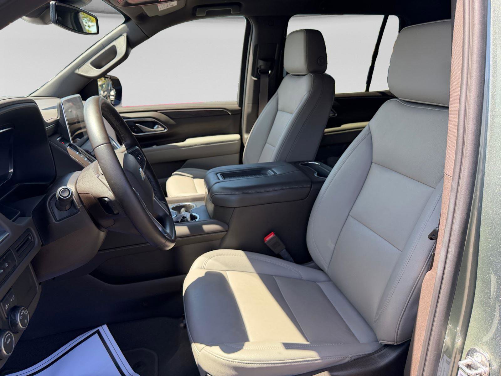 Used 2024 Chevrolet Tahoe LT image 13