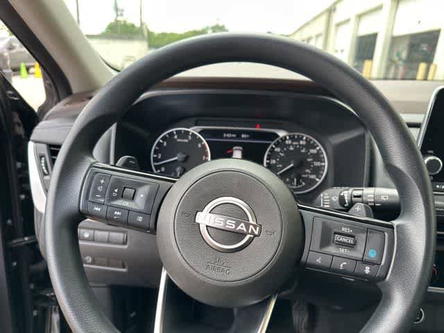 Used 2023 Nissan Rogue SV FWD image 10