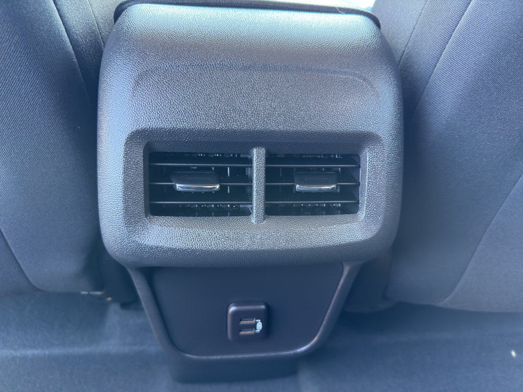 Certified 2023 Chevrolet Equinox LT FWD image 31
