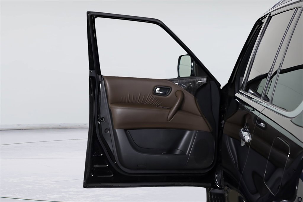 Used 2024 Nissan Armada Platinum w/ Captain's Chairs Package image 41