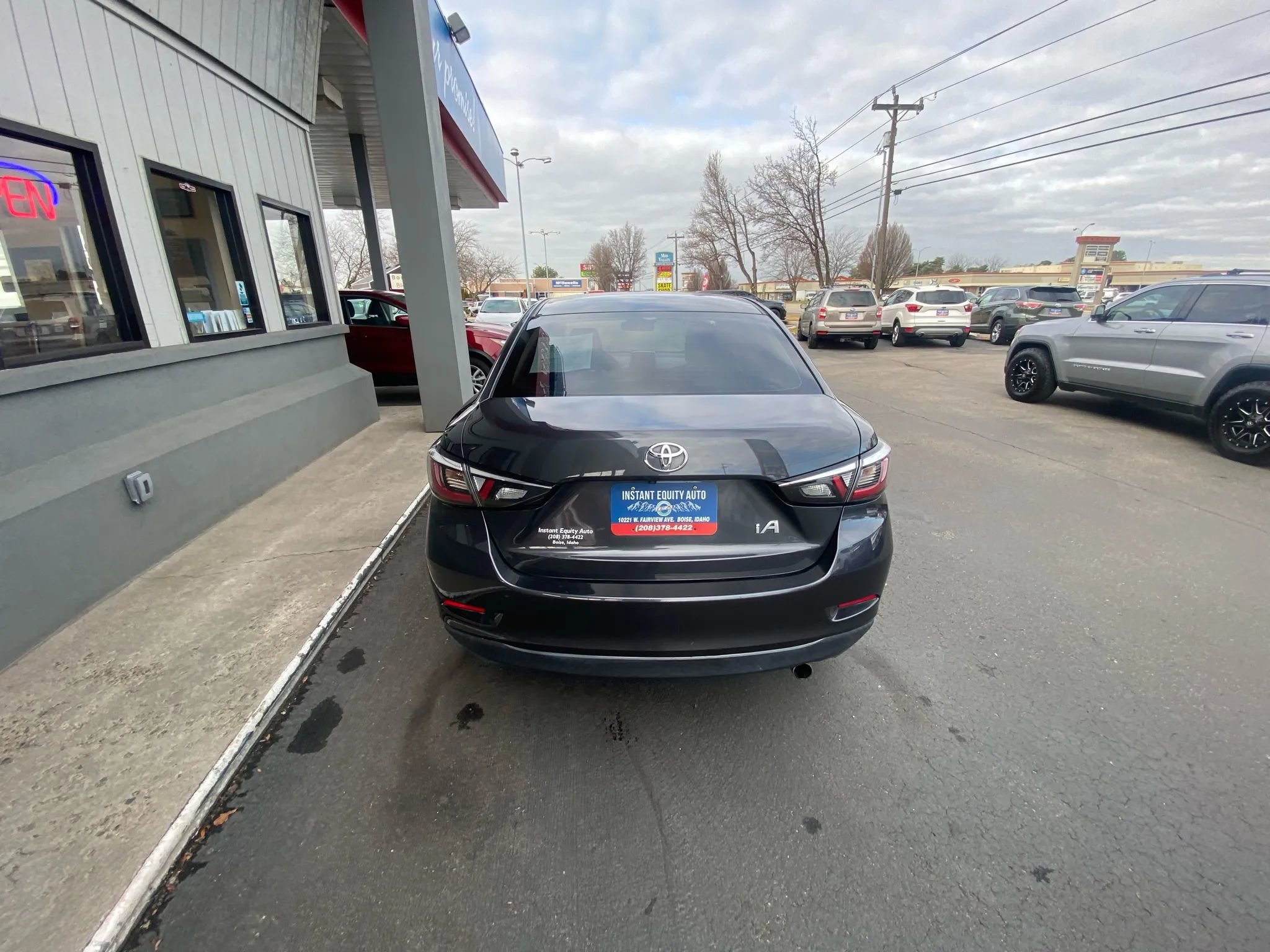 Used 2017 Toyota Yaris iA image 22