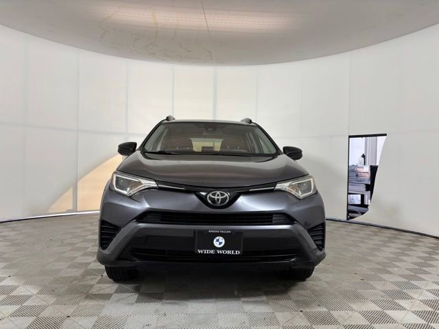 Used 2017 Toyota RAV4 LE AWD/4WD image 2