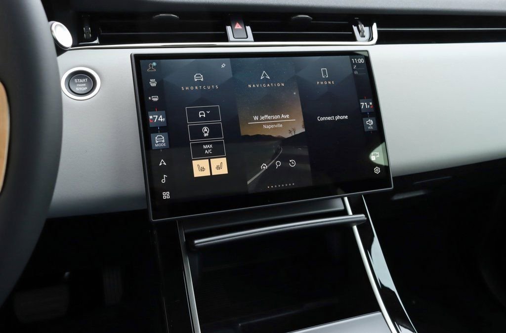 Certified 2026 Land Rover Range Rover Evoque S AWD/4WD image 18