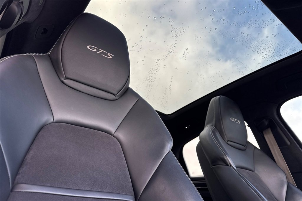 Used 2021 Porsche Cayenne GTS image 21
