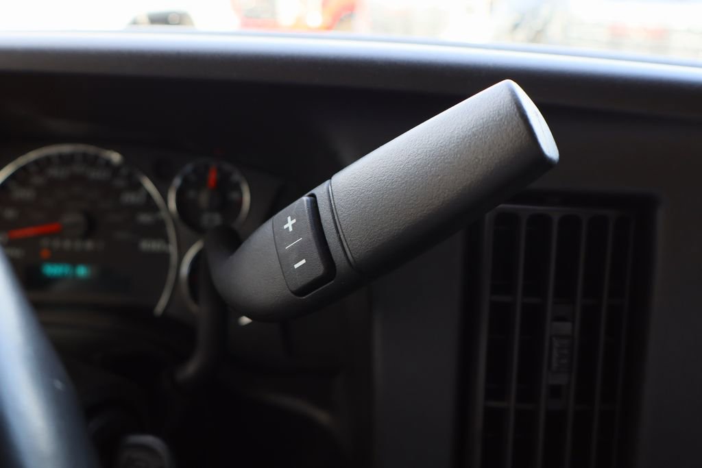 Used 2023 GMC Savana 3500 w/ Power Convenience Package image 15