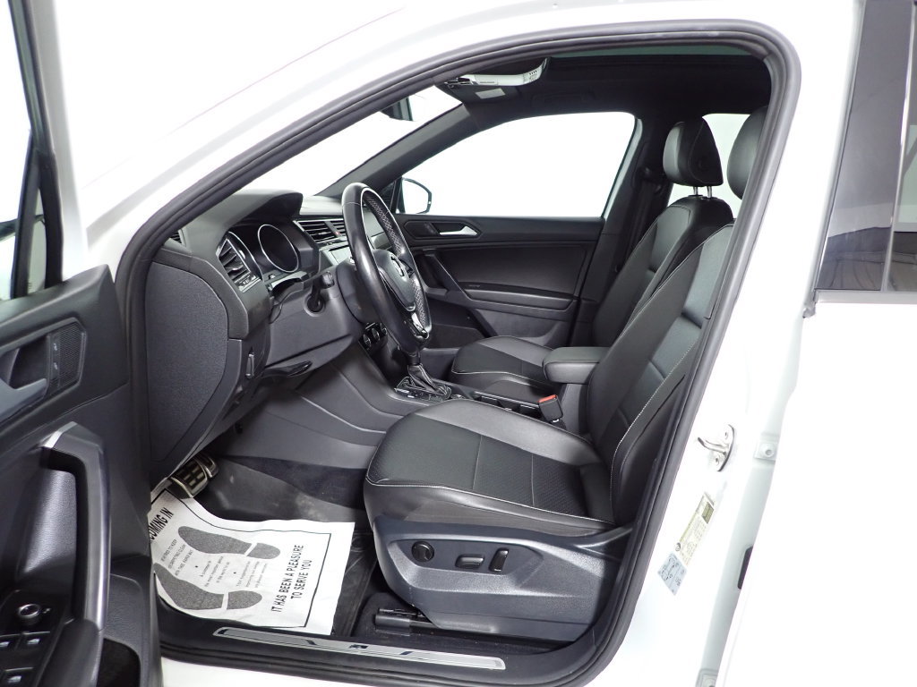 Used 2021 Volkswagen Tiguan SE R-Line AWD/4WD image 22