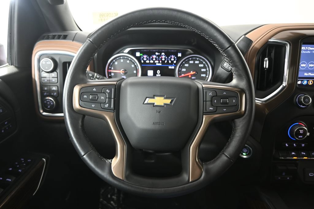 Used 2022 Chevrolet Silverado 1500 High Country w/ Technology Package image 37