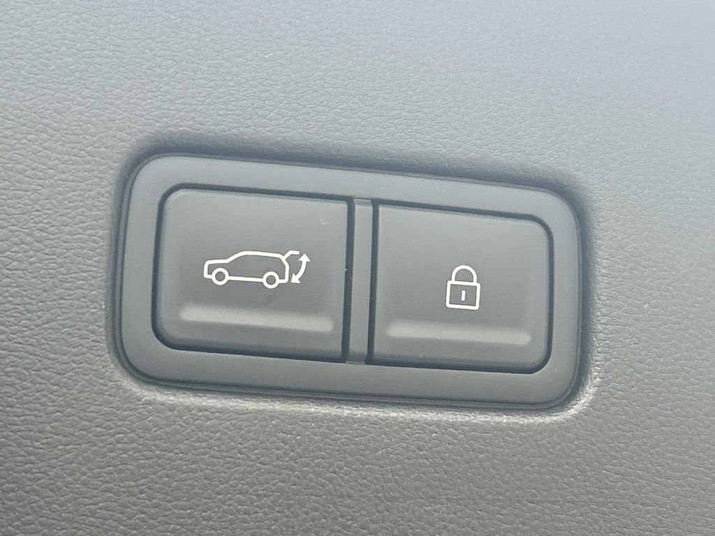 New 2026 Hyundai Palisade FWD Hybrid image 14