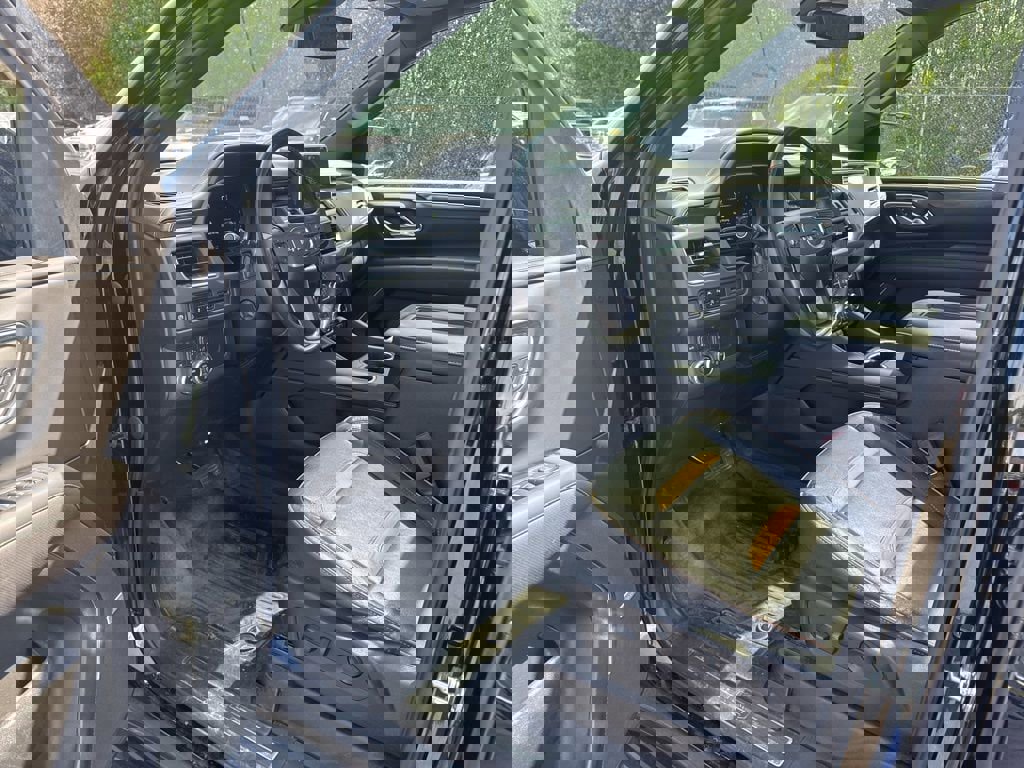 Certified 2023 GMC Yukon AT4 image 9