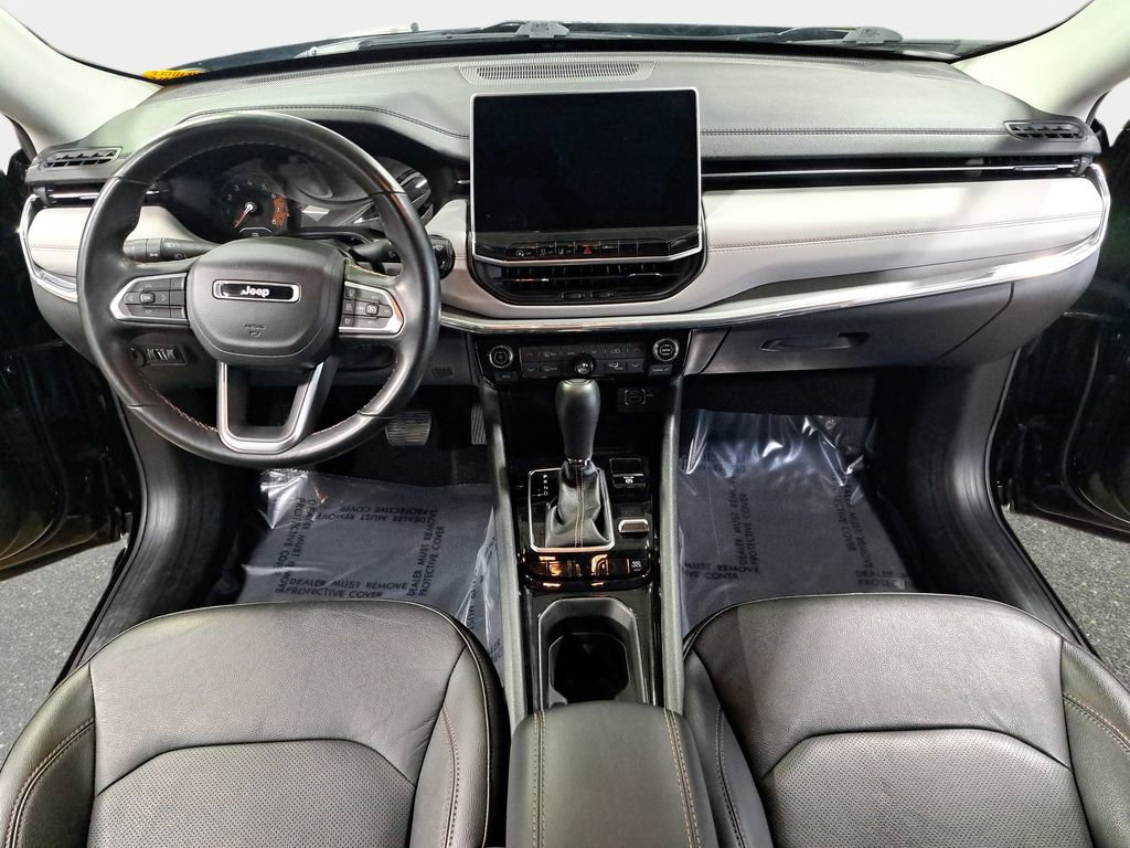 Certified 2022 Jeep Compass Limited AWD/4WD image 2