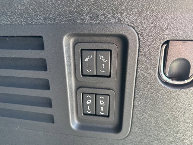 New 2026 Buick Enclave Preferred w/ Power Package image 13