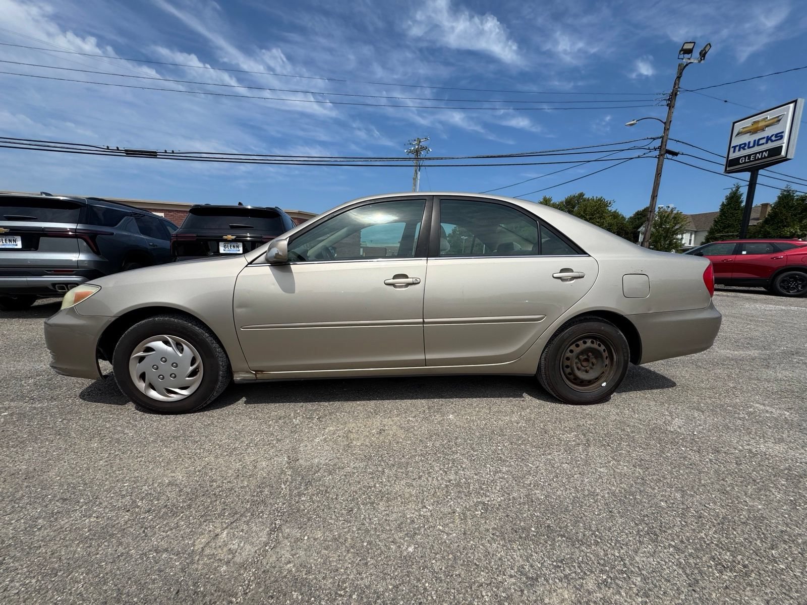 Used 2004 Toyota Camry LE FWD image 3